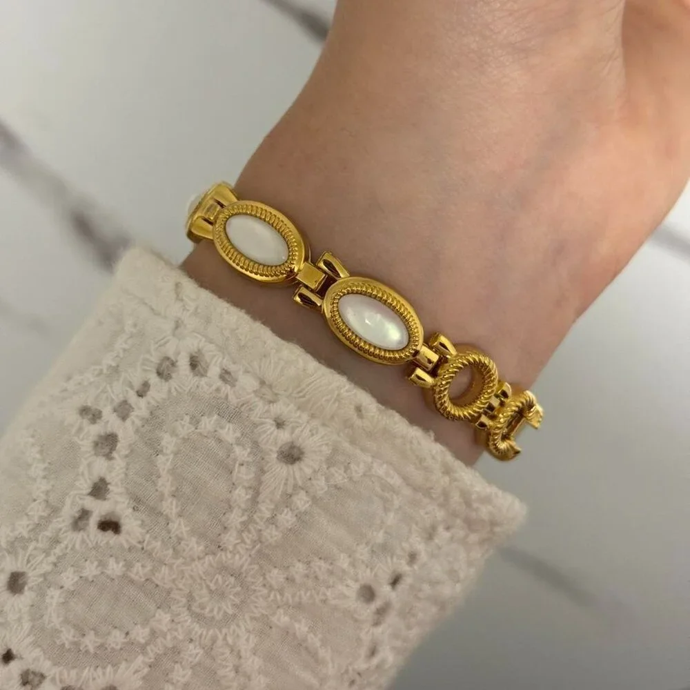 Sku0318 Retro Gold White Gemstone Women Watch Bracelet Stainless steel +gift bag